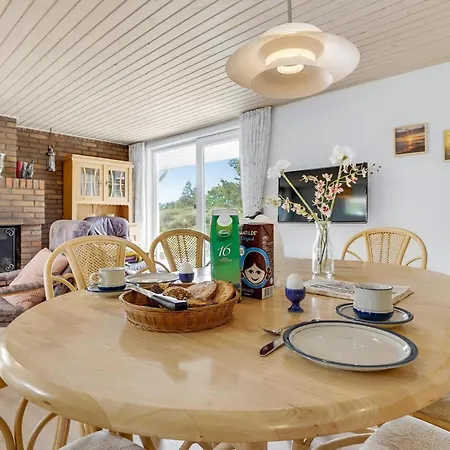 Ferienhaus 3 Bedroom In Romo